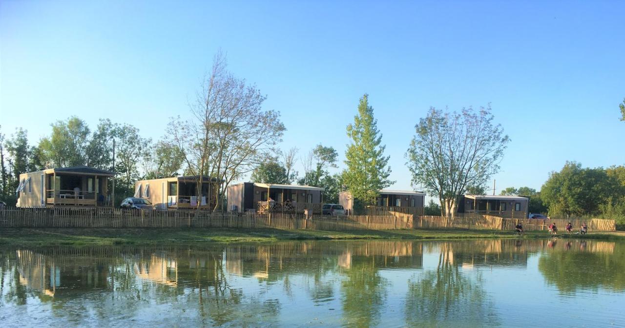 Camping La Haie Penee **** Сен-Кантен-ан-Турмон Экстерьер фото