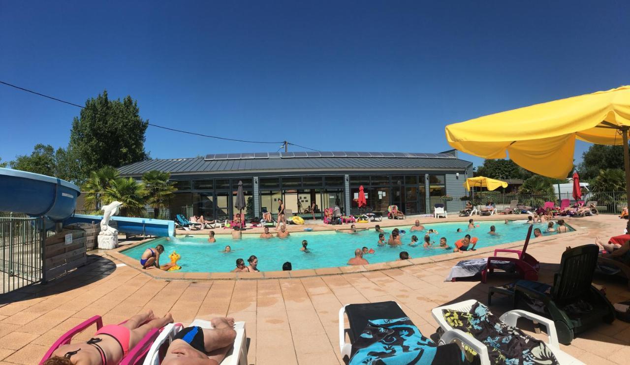 Camping La Haie Penee **** Сен-Кантен-ан-Турмон Экстерьер фото