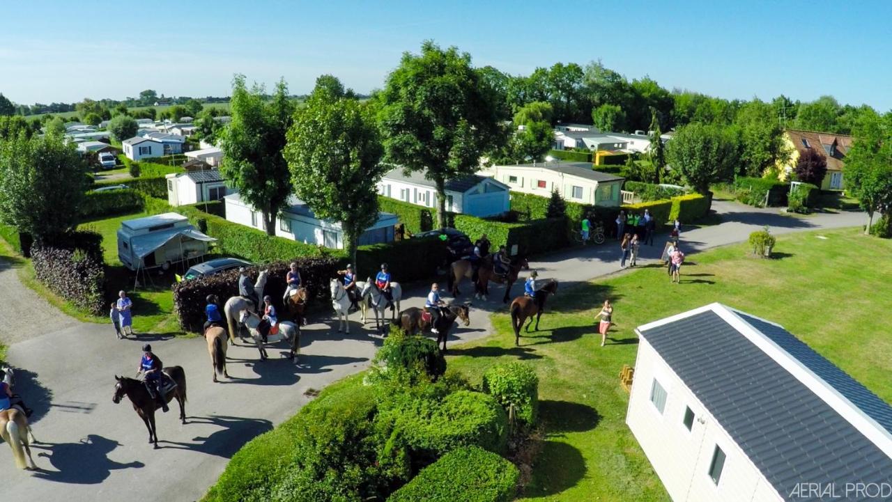 Camping La Haie Penee **** Сен-Кантен-ан-Турмон Экстерьер фото
